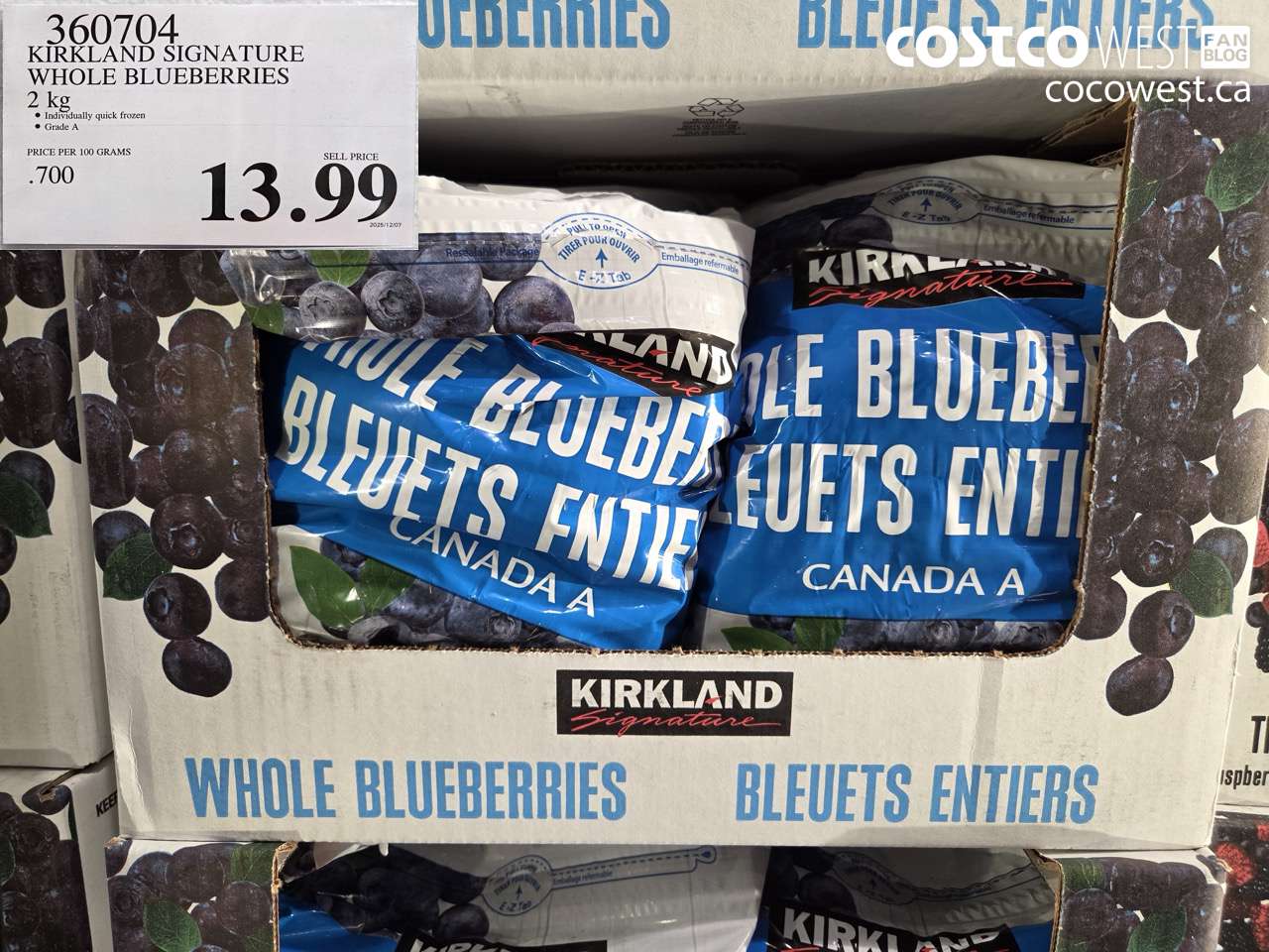 KIRKLAND SIGNATURE WHOLE BLUEBERRIES 2 kg