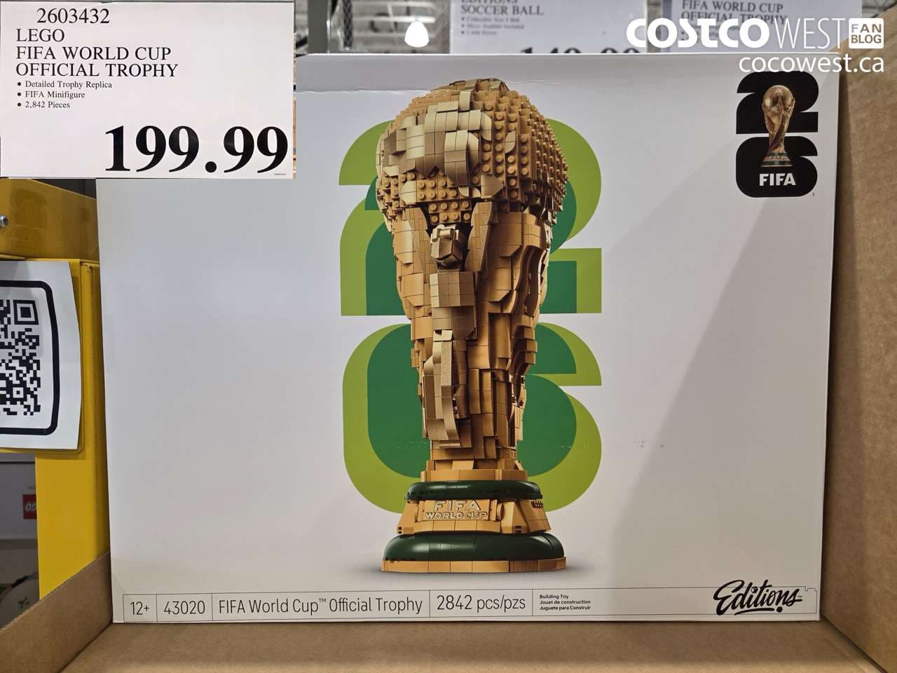 LEGO FIFA WORLD CUP OFFICIAL TROPHY