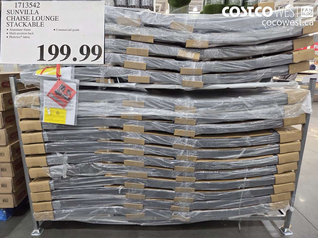 SUNVILLA CHAISE LOUNGE STACKABLE